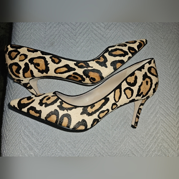 Sam edelman leopard print pumps. Size 10 - Picture 4 of 5